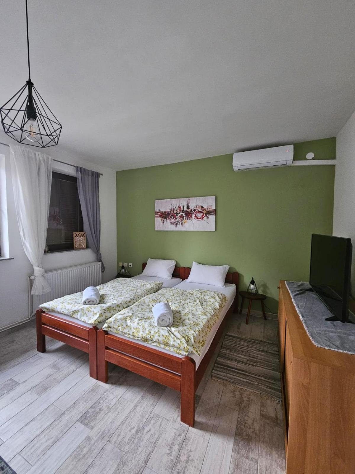 Studio Apartman Dora Újlak Kültér fotó
