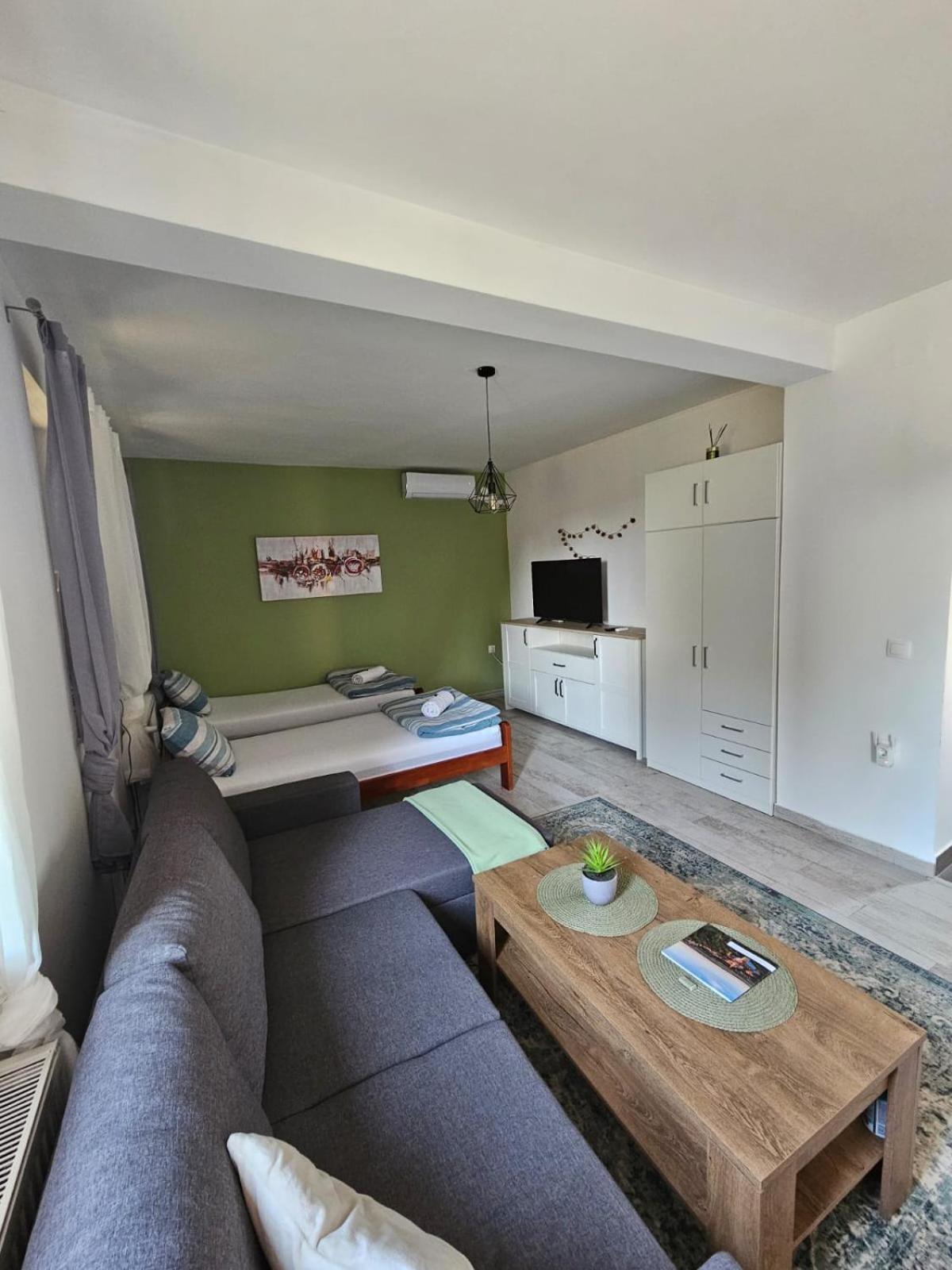 Studio Apartman Dora Újlak Kültér fotó